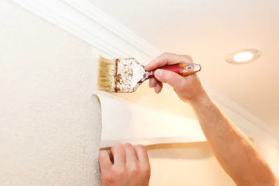 Pose de papier peint à Secourt — revêtements muraux et toiles de verre